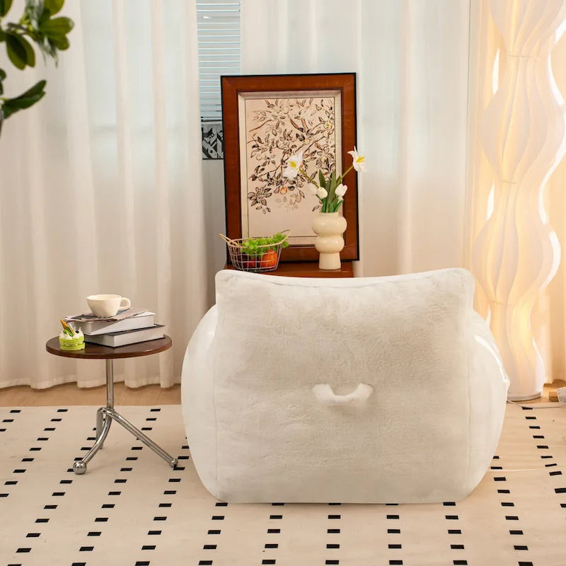 Pouf poire en fausse fourrure avec dossier, rembourrage en mousse déchiquetée haute densité et design polyvalent
