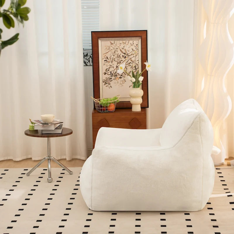 Pouf poire en fausse fourrure avec dossier, rembourrage en mousse déchiquetée haute densité et design polyvalent