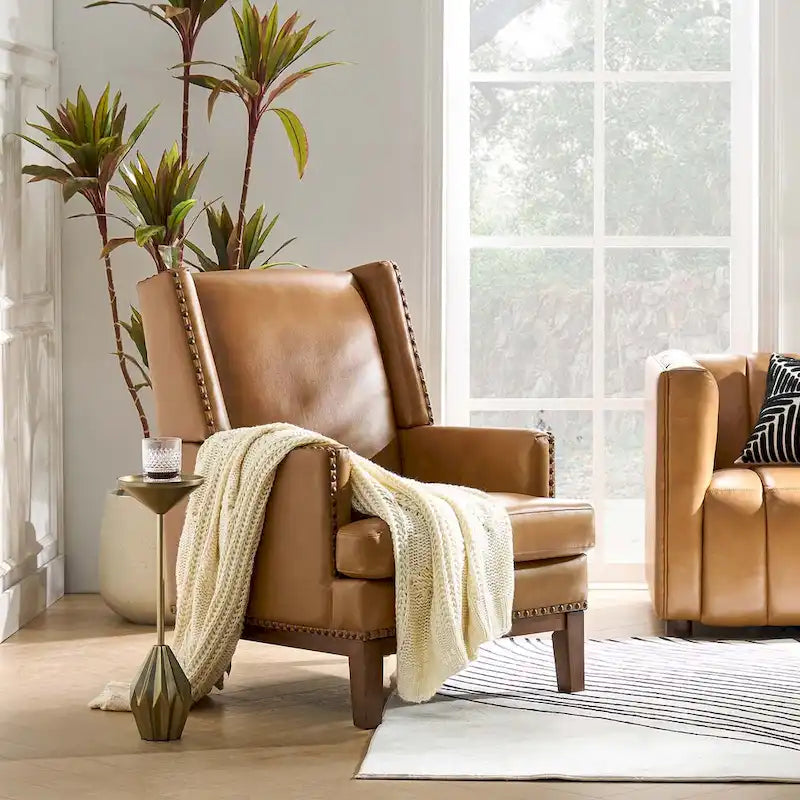 Fauteuil Lourdes en cuir véritable avec structure en bois massif et coussin d'assise amovible